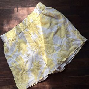 Wilfred Free Zola Shorts